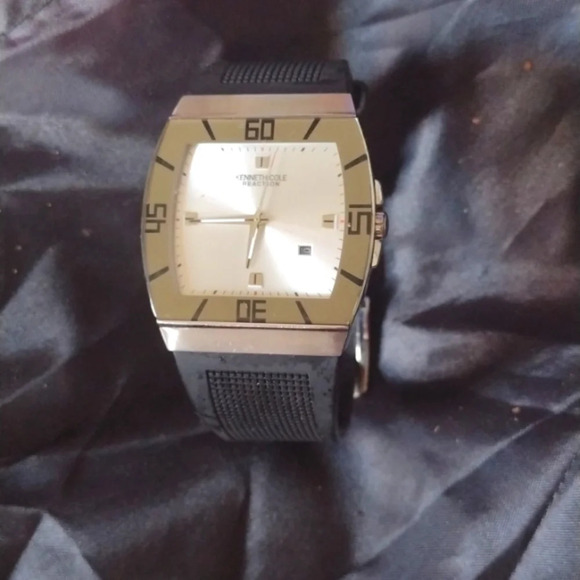 2 for $20😄Kenneth Cole Reaction Watch - Picture 1 of 3